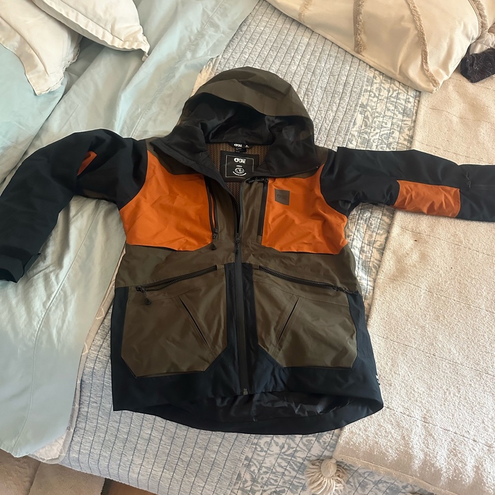 Women’s Picture ski jacket, like new